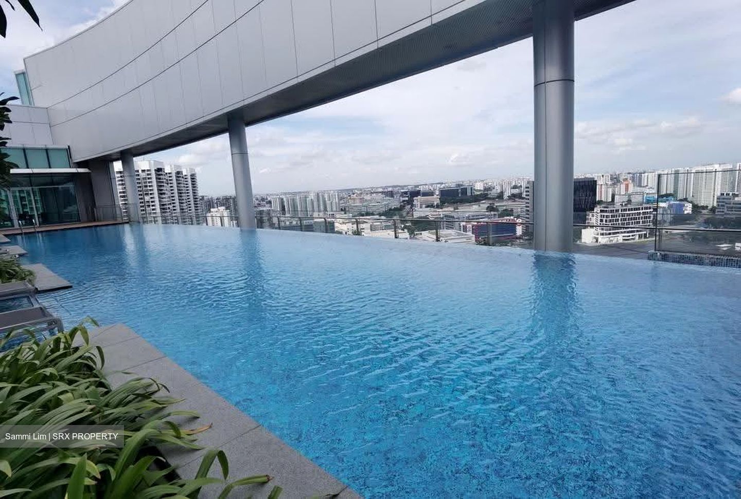 Arc 380 (D8), Office #610991751